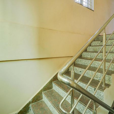 Super Townhouse Qualia Prime Hotel Near Nexus Mall Hyderabad Exterior photo